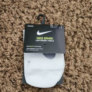 Nike Spark Lightweight Ankle Socks - White